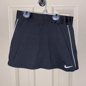 Nike Tennis Skort - XS ⚫️
